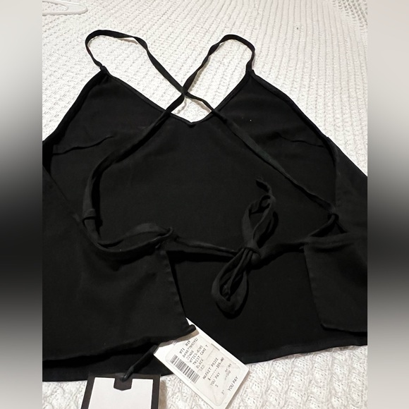 3x1 Twist Criss Cross Tank Top - Picture 2 of 8